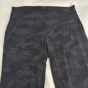 Black Camouflage High-Waisted Leggings